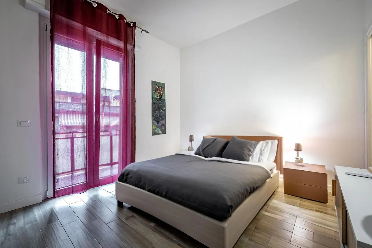 Yid Cefalonia Apartment Florence Italy